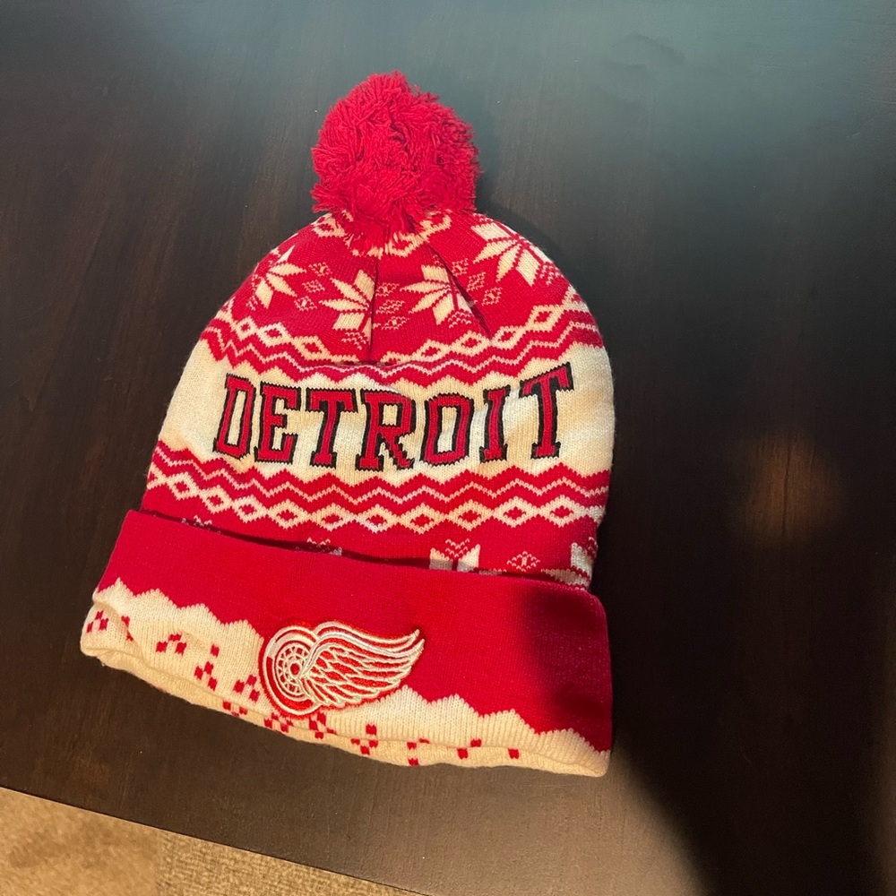 (NEW) New Era Detroit Red Wings Beanie